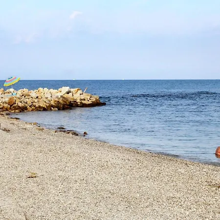 Апартаменти With Parking Space - 6984