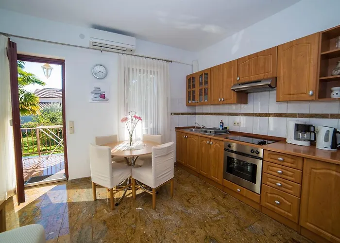 Lägenhet With Parking Space - 6984 Poreč