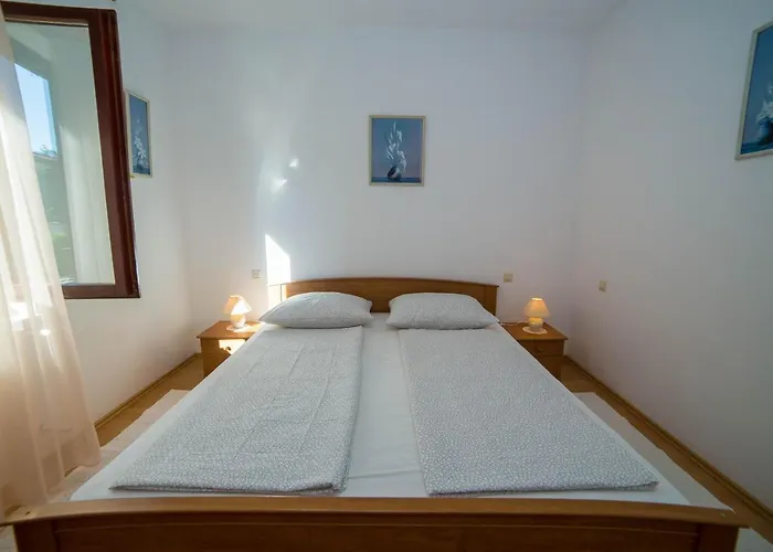 With Parking Space - 6984 Lägenhet Poreč