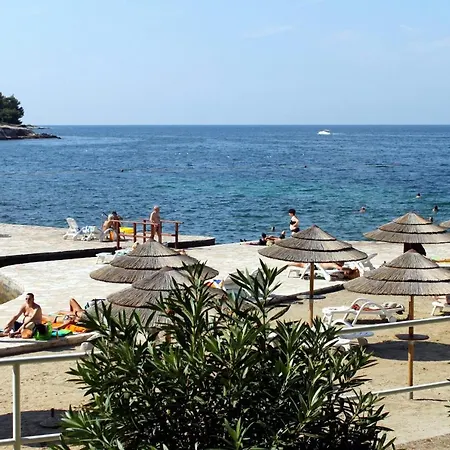With A Parking Space - 6984 Poreč