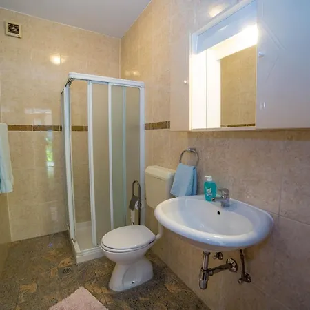 With Parking Space - 6984 Apartmán Poreč