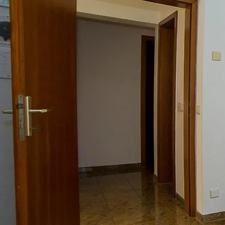 With Parking Space - 6984 Appartement